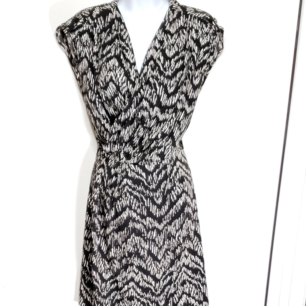 H&M Black White Dress Faux Wrap Size 6
